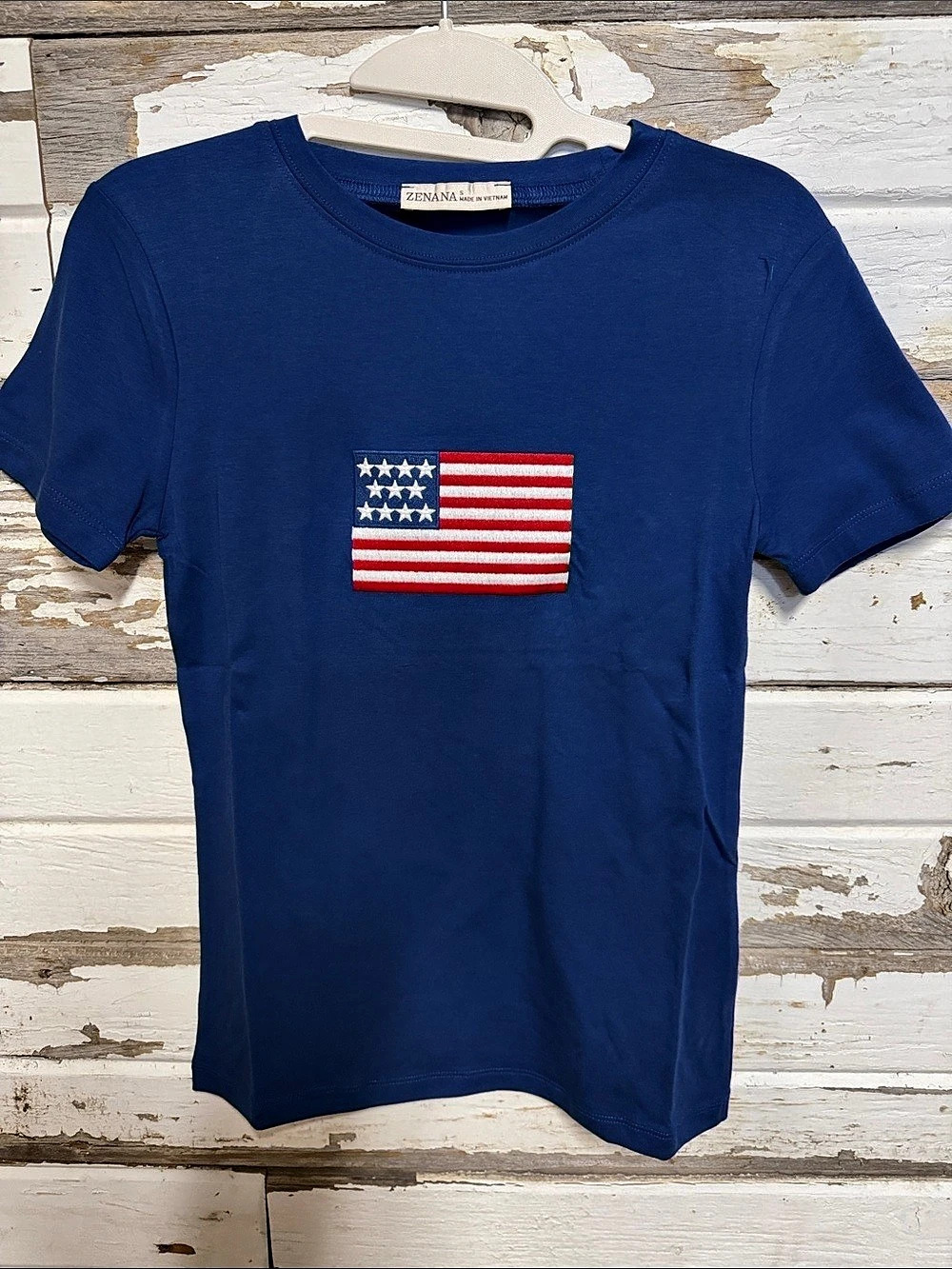 ZENANA American Flag Graphic Tee in Blue Size Small NWT((042